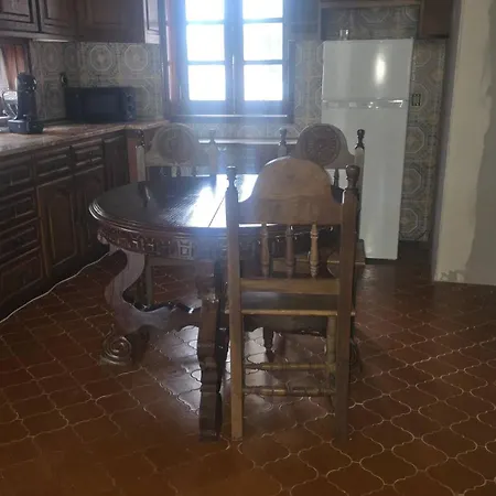 Serene Bb Retreat In Oliveirinha, Aveiro With Garden Views * Oliveirinha